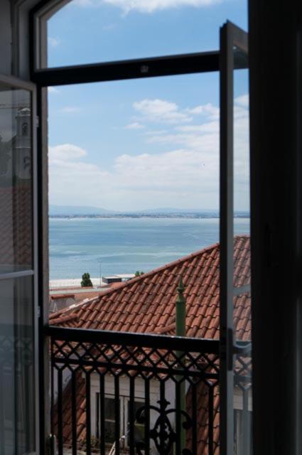 شقة Downtown Alfama & Me Lisboa المظهر الخارجي الصورة
